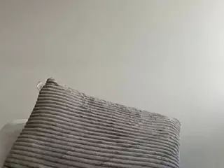 this a slimy pussy's Live Sex Cam Show