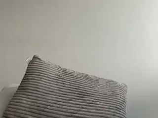 this a slimy pussy's Live Sex Cam Show