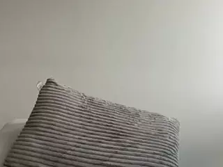 this a slimy pussy's Live Sex Cam Show