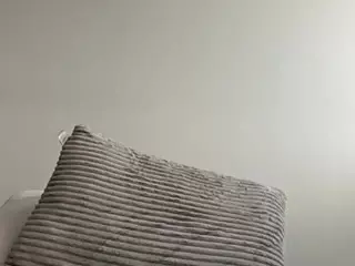 this a slimy pussy's Live Sex Cam Show