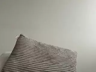 this a slimy pussy's Live Sex Cam Show