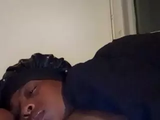 this a slimy pussy's Live Sex Cam Show