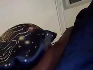 this a slimy pussy's Live Sex Cam Show