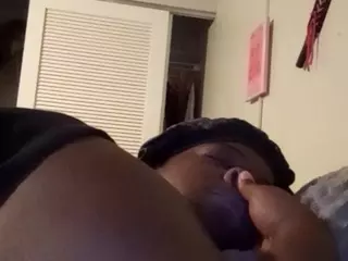 this a slimy pussy's Live Sex Cam Show