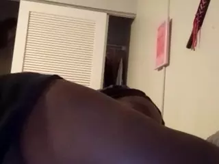 this a slimy pussy's Live Sex Cam Show