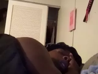 this a slimy pussy's Live Sex Cam Show