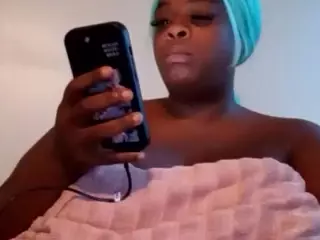 this a slimy pussy's Live Sex Cam Show