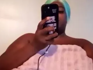 this a slimy pussy's Live Sex Cam Show