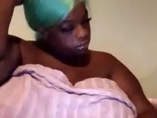 this a slimy pussy's Live Sex Cam Show