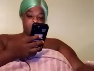 this a slimy pussy's Live Sex Cam Show