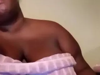 this a slimy pussy's Live Sex Cam Show