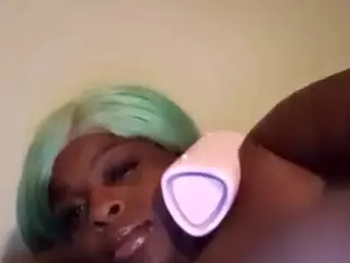 this a slimy pussy's Live Sex Cam Show