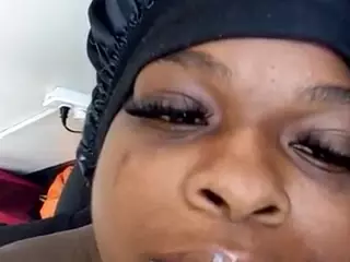 this a slimy pussy's Live Sex Cam Show
