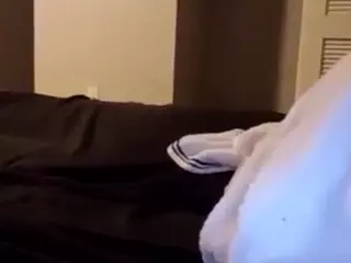 this a slimy pussy's Live Sex Cam Show