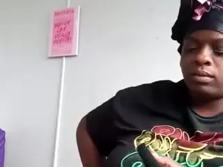 colors pay for fake hoes's Live Sex Cam Show