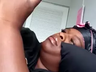 colors pay for fake hoes's Live Sex Cam Show