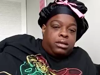 colors pay for fake hoes's Live Sex Cam Show