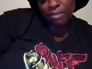 colors pay for fake hoes's Live Sex Cam Show