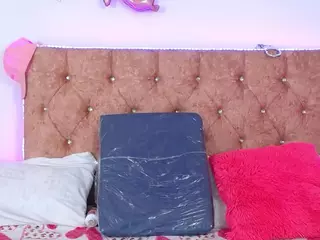 Daiyan-Collins's Live Sex Cam Show