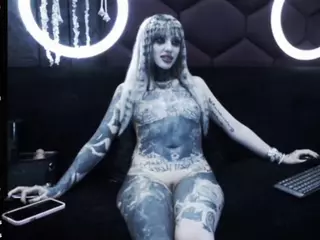 TyphoidMary's Live Sex Cam Show