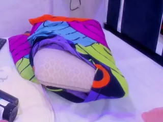 VeronicaRyan's Live Sex Cam Show