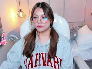 Lanna18x's Live Sex Cam Show