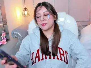 Lanna18x's Live Sex Cam Show