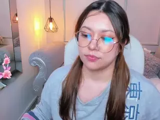 Lanna18x's Live Sex Cam Show