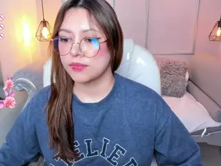 Lanna18x's Live Sex Cam Show