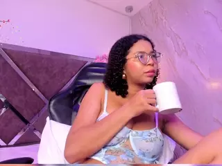 MilaHall's Live Sex Cam Show