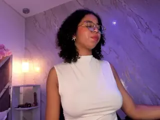 MilaHall's Live Sex Cam Show