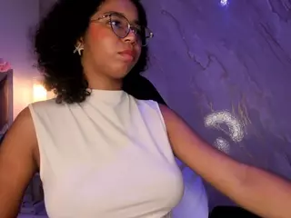 MilaHall's Live Sex Cam Show