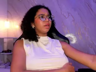 MilaHall's Live Sex Cam Show