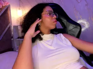 MilaHall's Live Sex Cam Show
