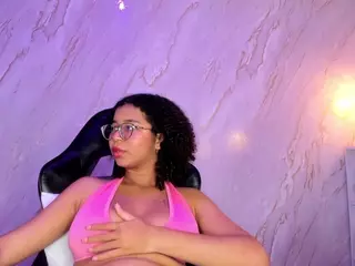 MilaHall's Live Sex Cam Show