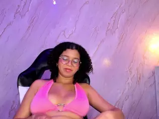 MilaHall's Live Sex Cam Show