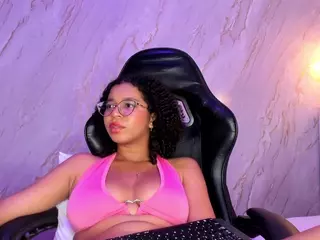 MilaHall's Live Sex Cam Show