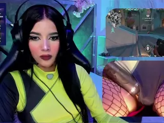 SweetieCloe's Live Sex Cam Show