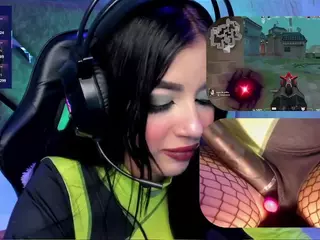 SweetieCloe's Live Sex Cam Show