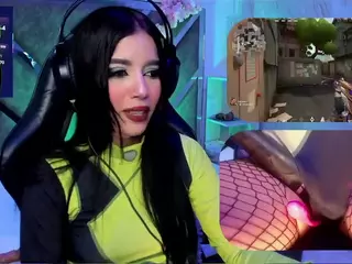 SweetieCloe's Live Sex Cam Show