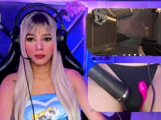 SweetieCloe's Live Sex Cam Show
