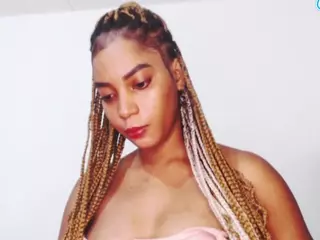 Cata-Santanaa's Live Sex Cam Show