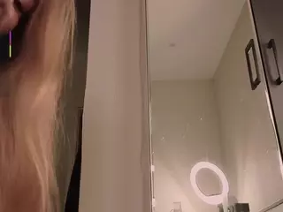 naomigirl's Live Sex Cam Show