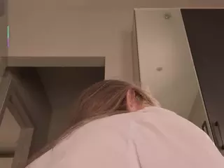 naomigirl's Live Sex Cam Show