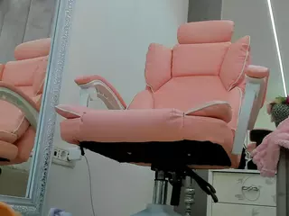 YanaMiana's Live Sex Cam Show