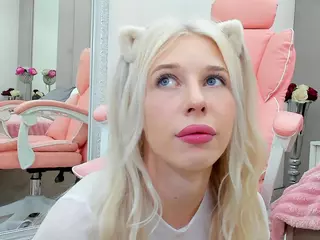 YanaMiana's Live Sex Cam Show