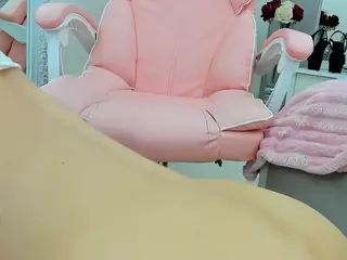 YanaMiana's Live Sex Cam Show