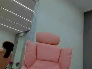 YanaMiana's Live Sex Cam Show