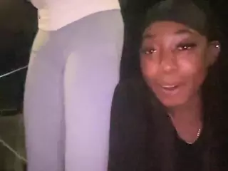 ilovesxge's Live Sex Cam Show