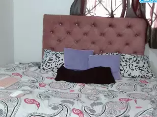 saritahoneyy's Live Sex Cam Show